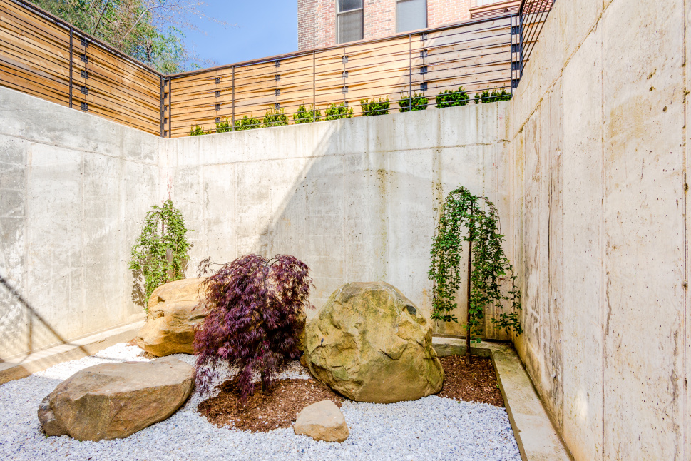 142 North 1st Street, Unit Townhouse Brooklyn, NY 11249 - Photo 7 of 11