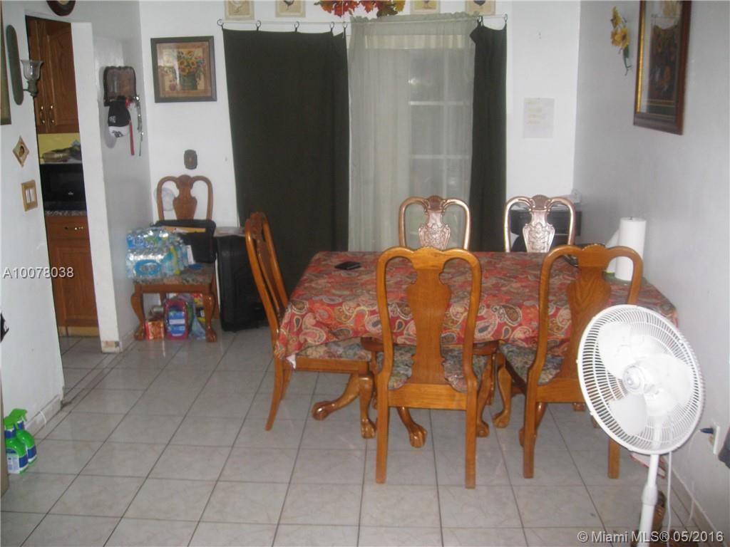 13101 Southwest 260th Street Homestead, FL 33032 - Photo 4 of 12
