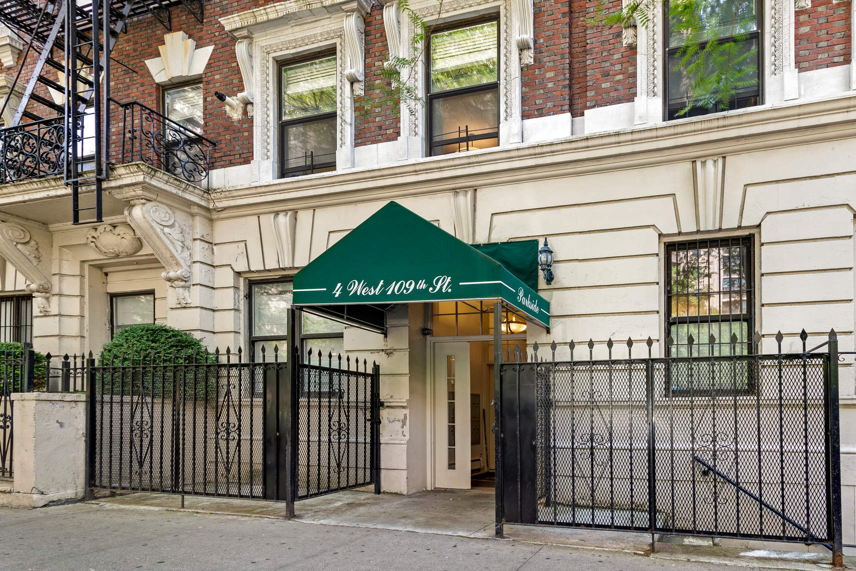 4 West 109th Street, Unit 6A Manhattan, NY 10025 - Photo 10 of 12