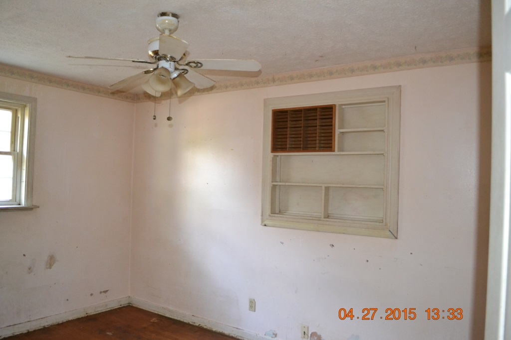 1208 Wellsville Road Memphis, TN 38117 - Photo 4 of 10 Gallery Image 4