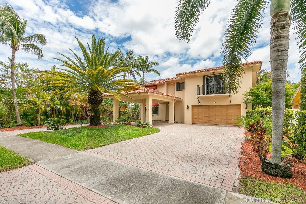35 Southwest 136th Court Miami, FL 33184 - Photo 2 of 36
