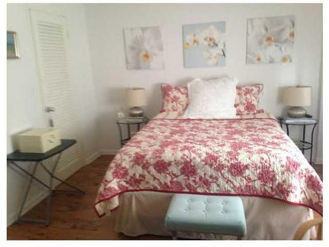 9195 Collins Avenue, Unit 809 Surfside, FL 33154 - Photo 8 of 13
