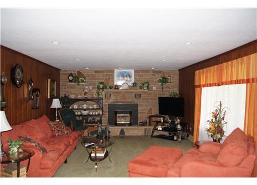 259 Hillvale Road Somerset, PA 15501 - Photo 3 of 18 Gallery Image 3