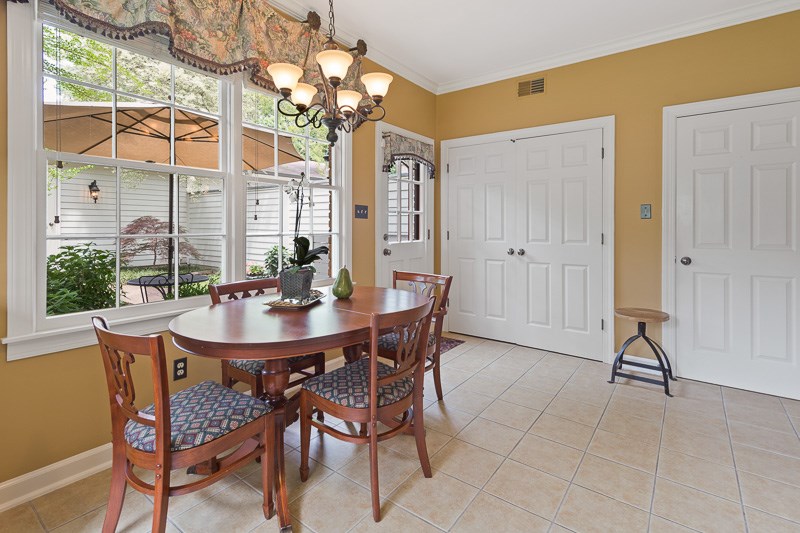 1679 Kimbrough Road, Unit 1679 Germantown, TN 38138 - Photo 10 of 25 Gallery Image 10