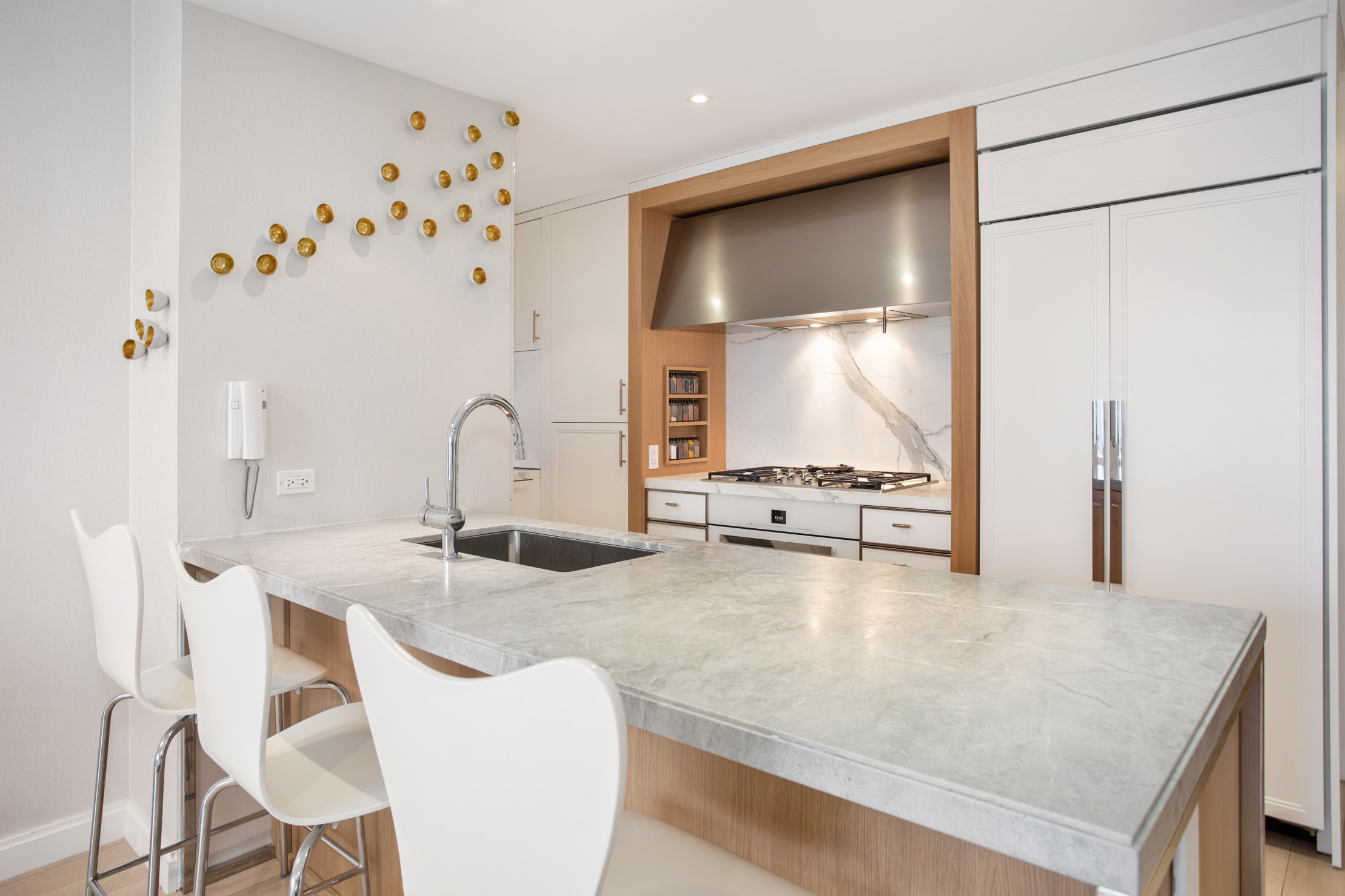 212 Warren Street, Unit 3E Manhattan, NY 10282 - Photo 2 of 13