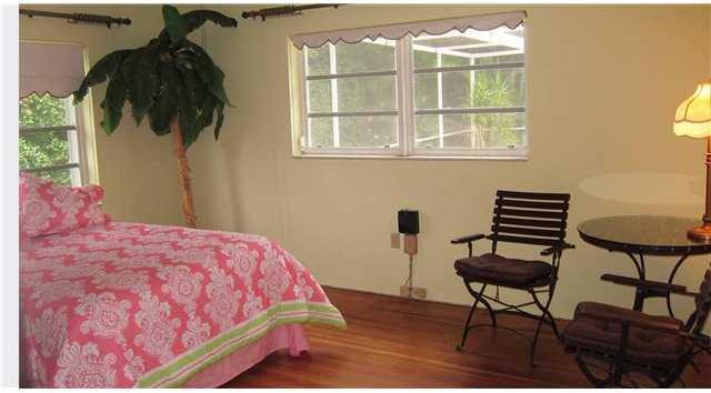 4310 Anderson Road Coral Gables, FL 33146 - Photo 12 of 25 Gallery Image 12