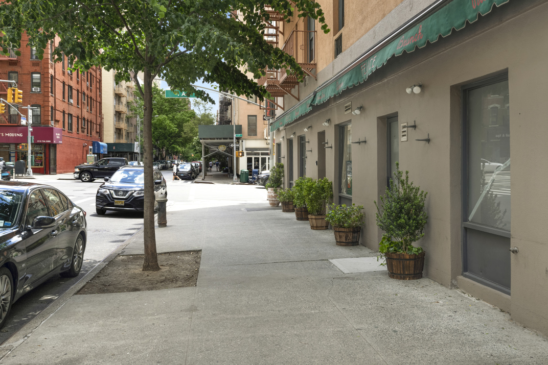 340 E 83rd St, Manhattan, NY 10028 - Photo 6 of 7