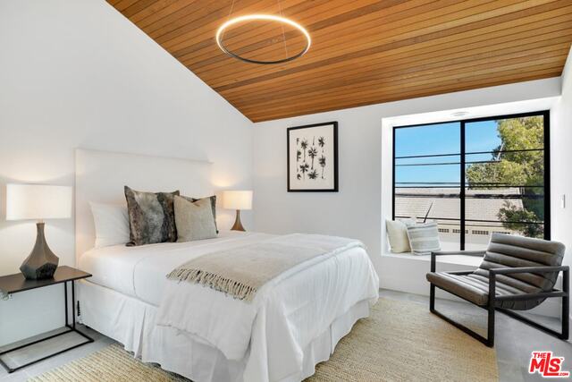 2501 Roscomare Road Los Angeles, CA 90077 - Photo 36 of 43