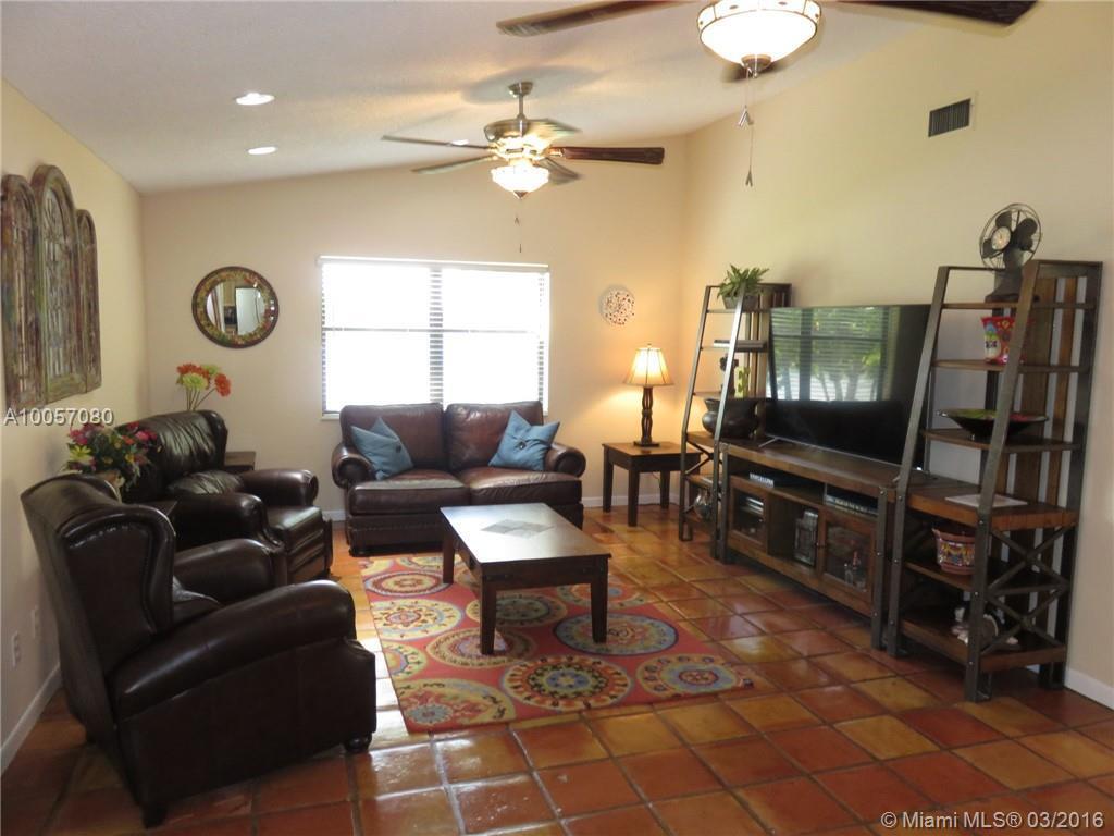 15650 Huntridge Road Davie, FL 33331 - Photo 13 of 27 Gallery Image 13