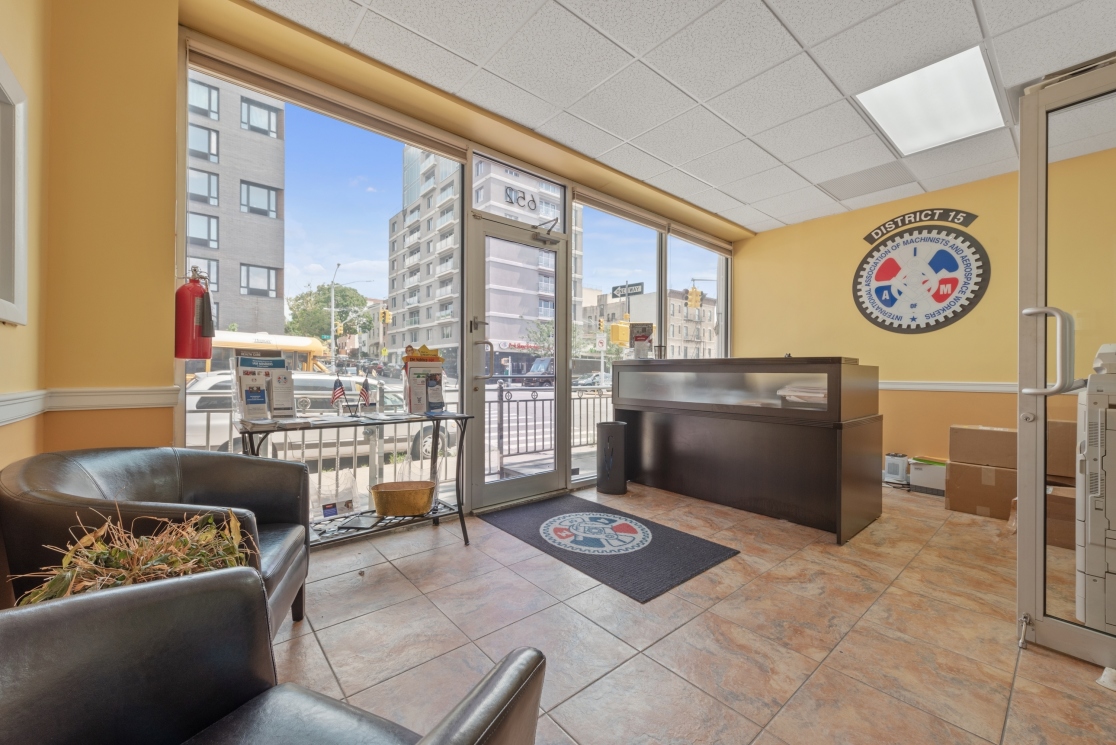 652 4th Avenue Brooklyn, NY 11232 - Photo 5 of 23