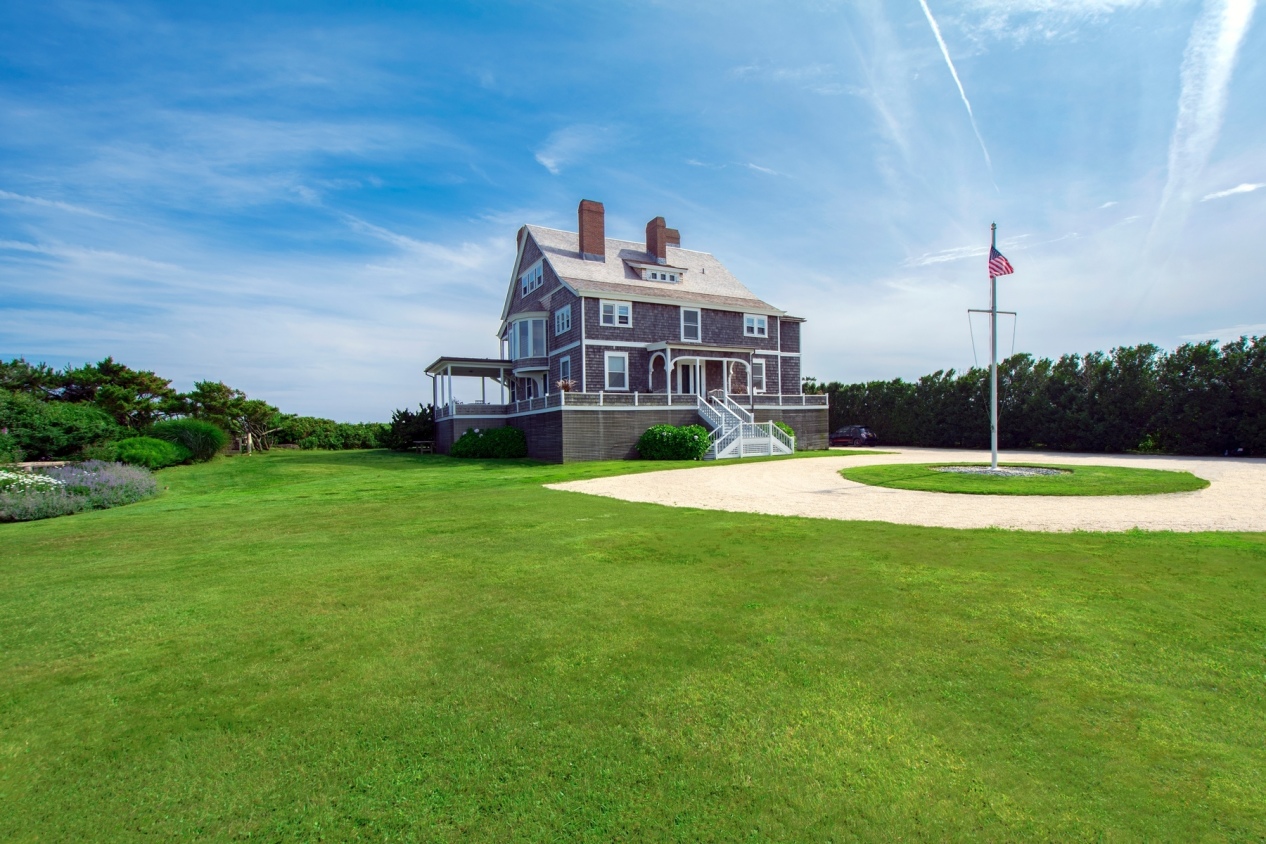 40 Association Road Wainscott, NY 11975 - Photo 2 of 22