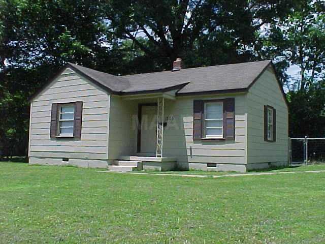 1705 Weiner Road Memphis, TN 38108 - Photo 1 of 4 Gallery Image 1