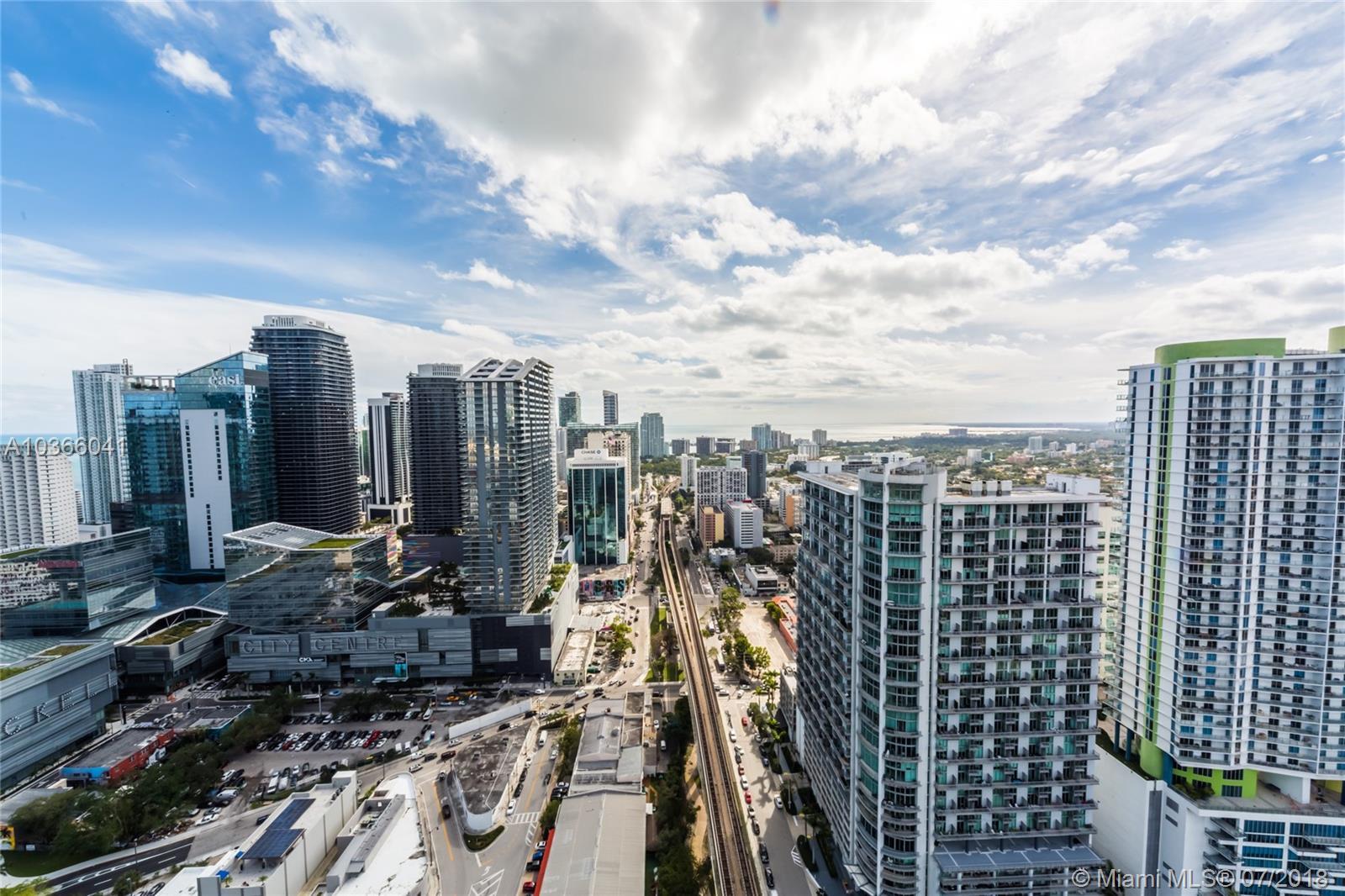 92 Southwest 3rd Street, Unit 4305 Miami, FL 33130 - Photo 15 of 33
