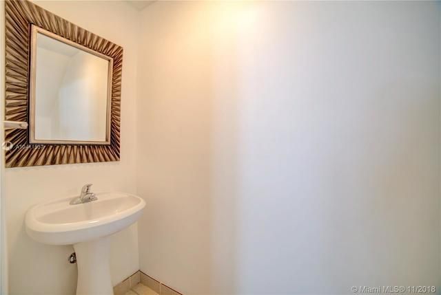 $380,000 | 600 76th Street, Unit 105, Miami Beach, FL 33141