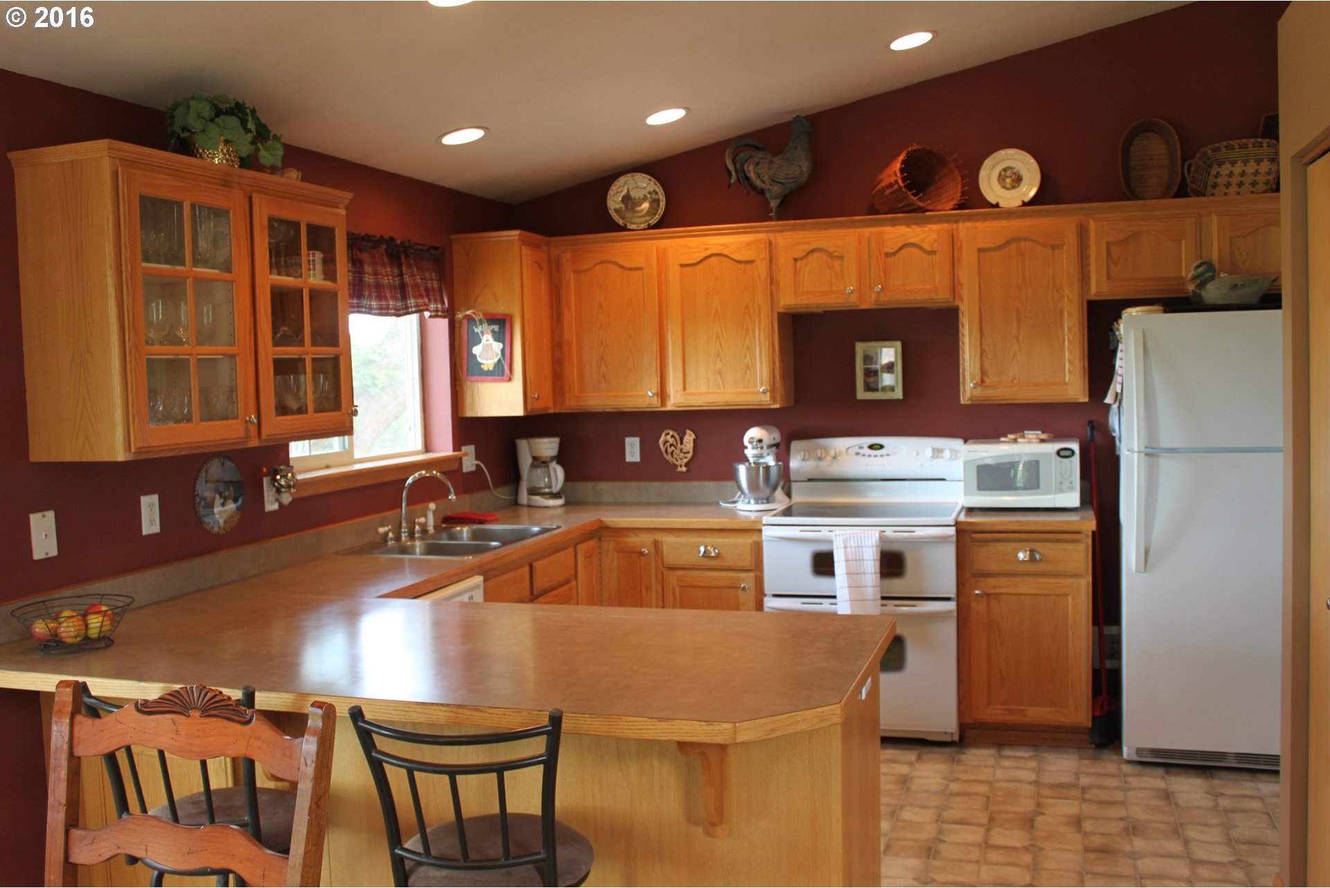 13595 Dixon Road Powell Butte, OR 97753 - Photo 3 of 25 Gallery Image 3