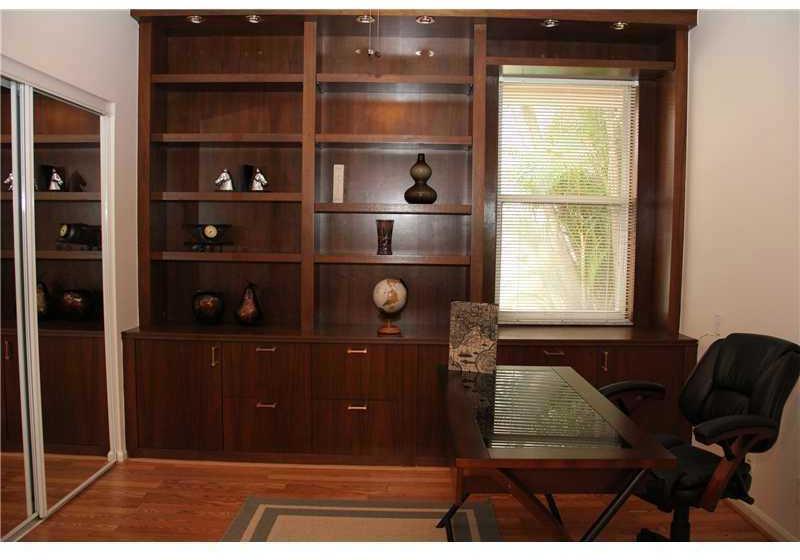 7698 La Corniche Circle Boca Raton, FL 33433 - Photo 12 of 21