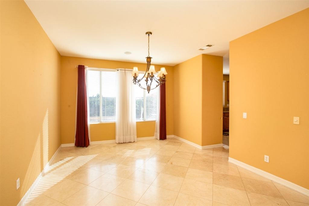 996 Red Granite Road Chula Vista, CA 91913 - Photo 6 of 24