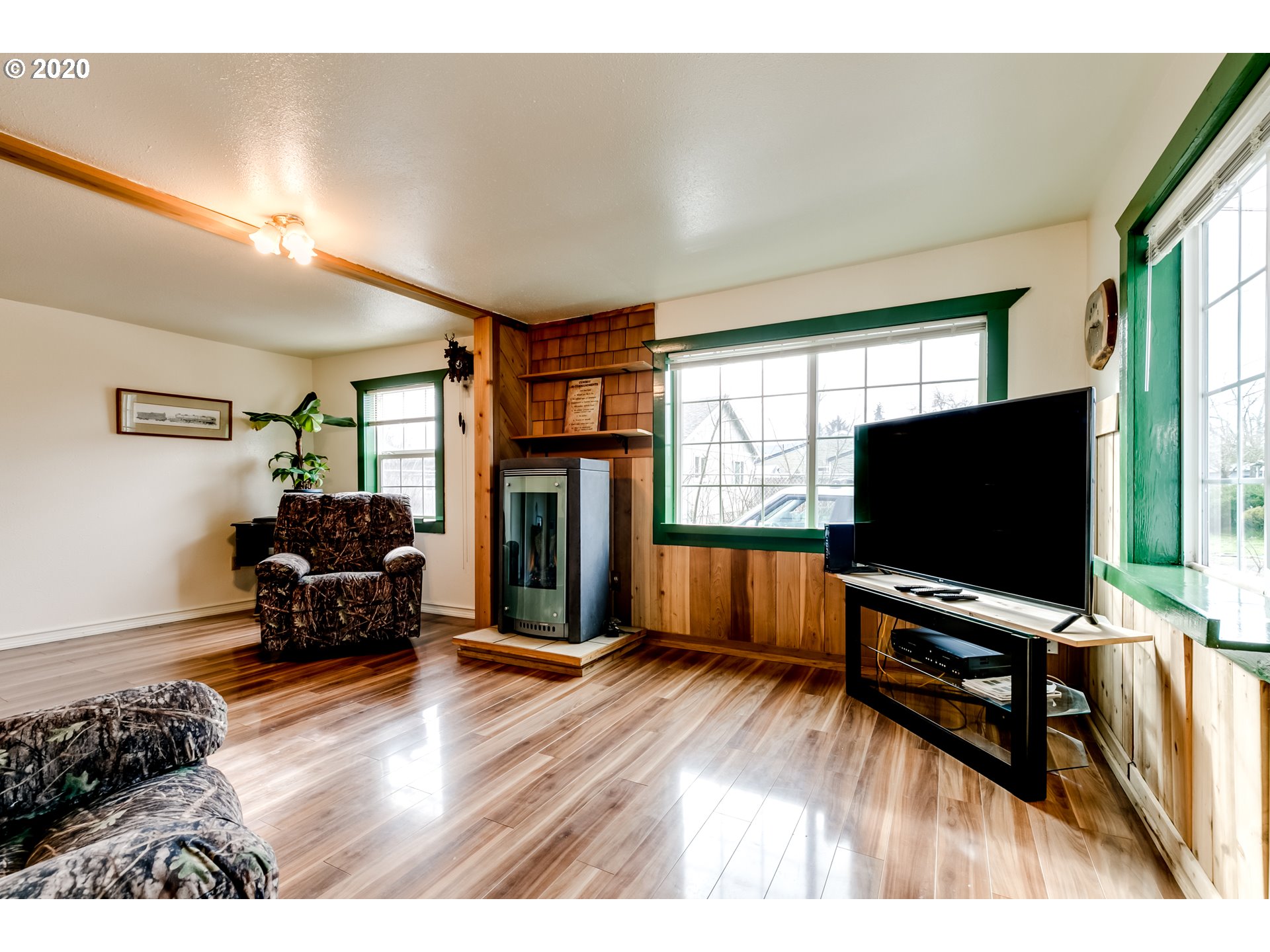 195 38th Street Springfield, OR 97478 - Photo 8 of 32