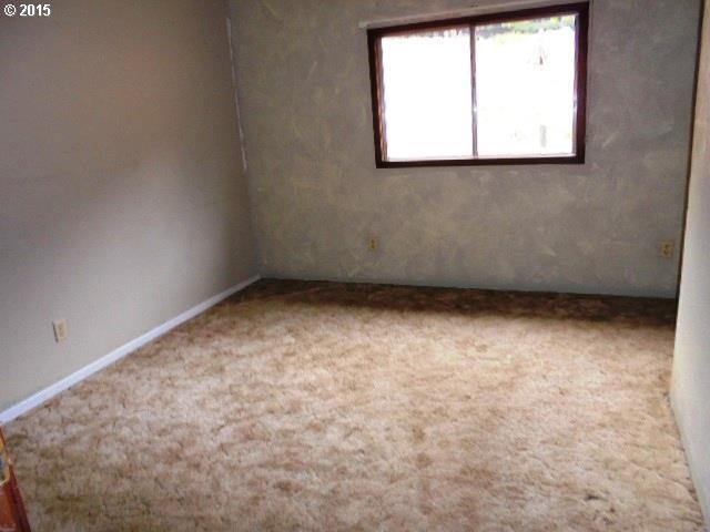 2981 Kent Creek Road Winston, OR 97496 - Photo 8 of 13 Gallery Image 8