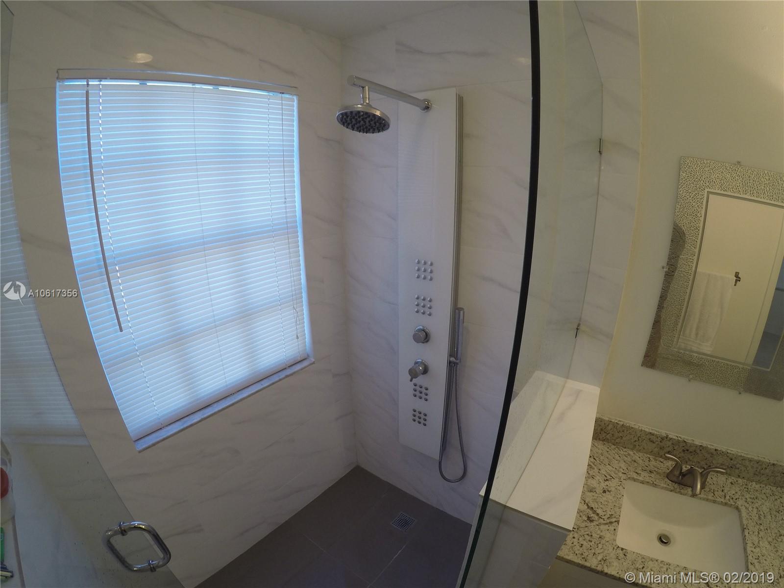 811 Southwest 178th Way Pembroke Pines, FL 33029 - Photo 27 of 51