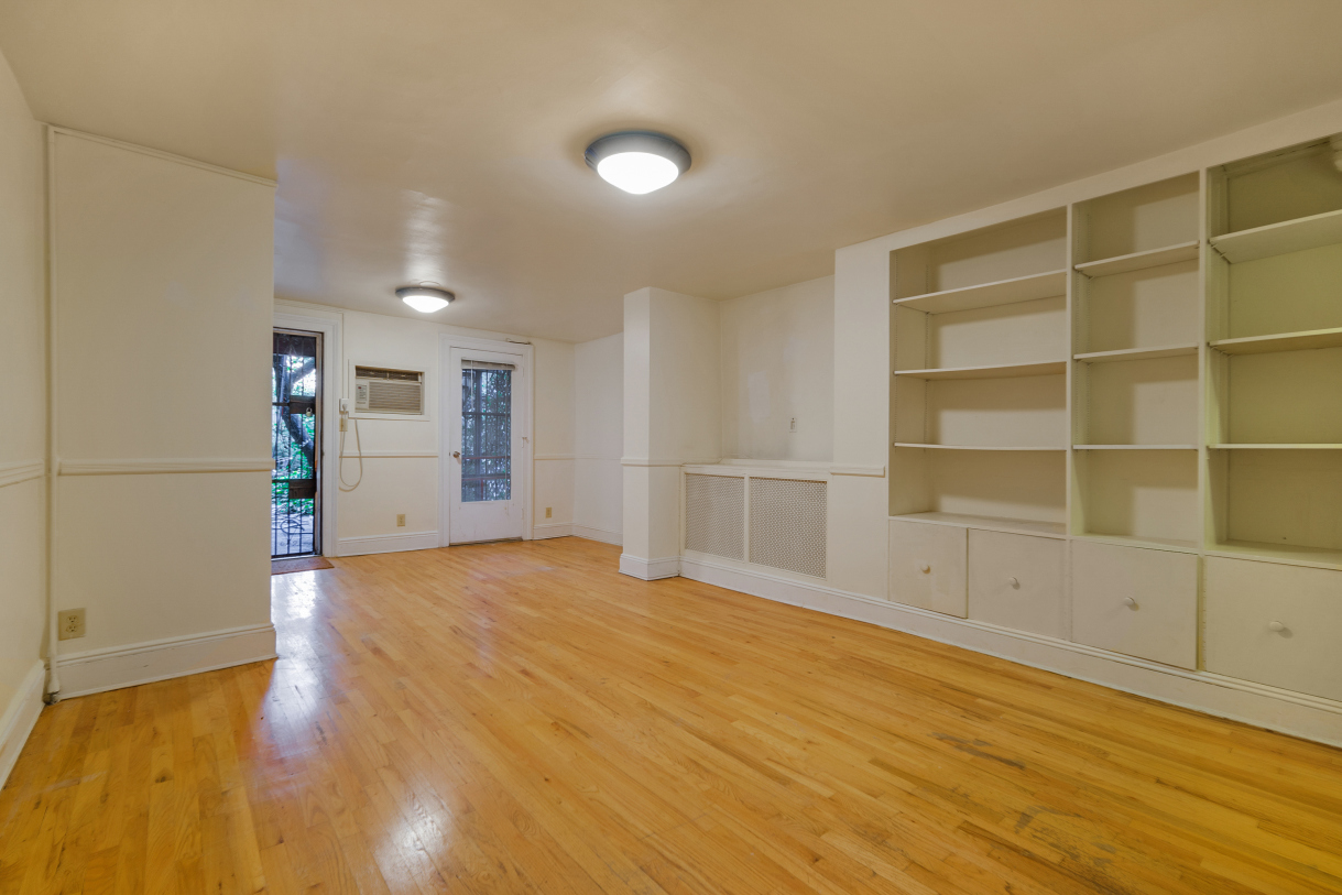 247 Clinton Street, Unit 1 Brooklyn, NY 11201 - Photo 8 of 9