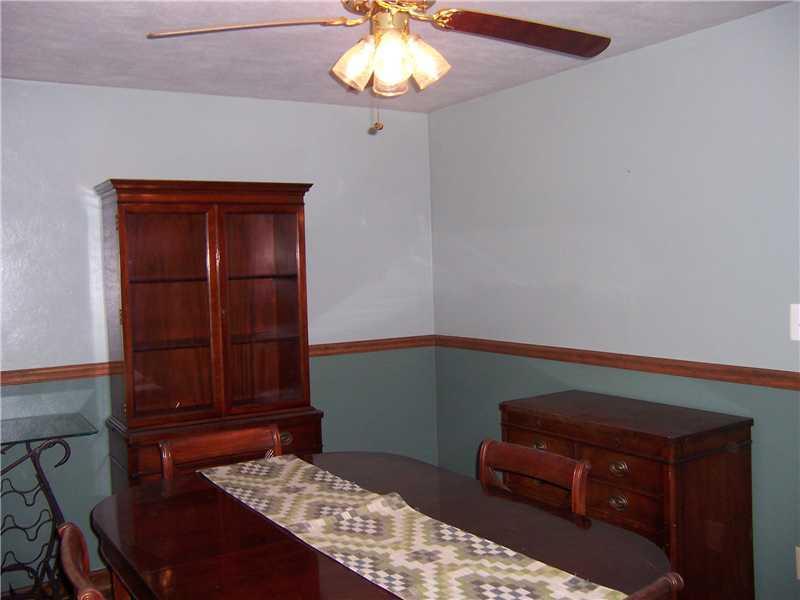 141 Jackson Road Plum, PA 15239 - Photo 5 of 20