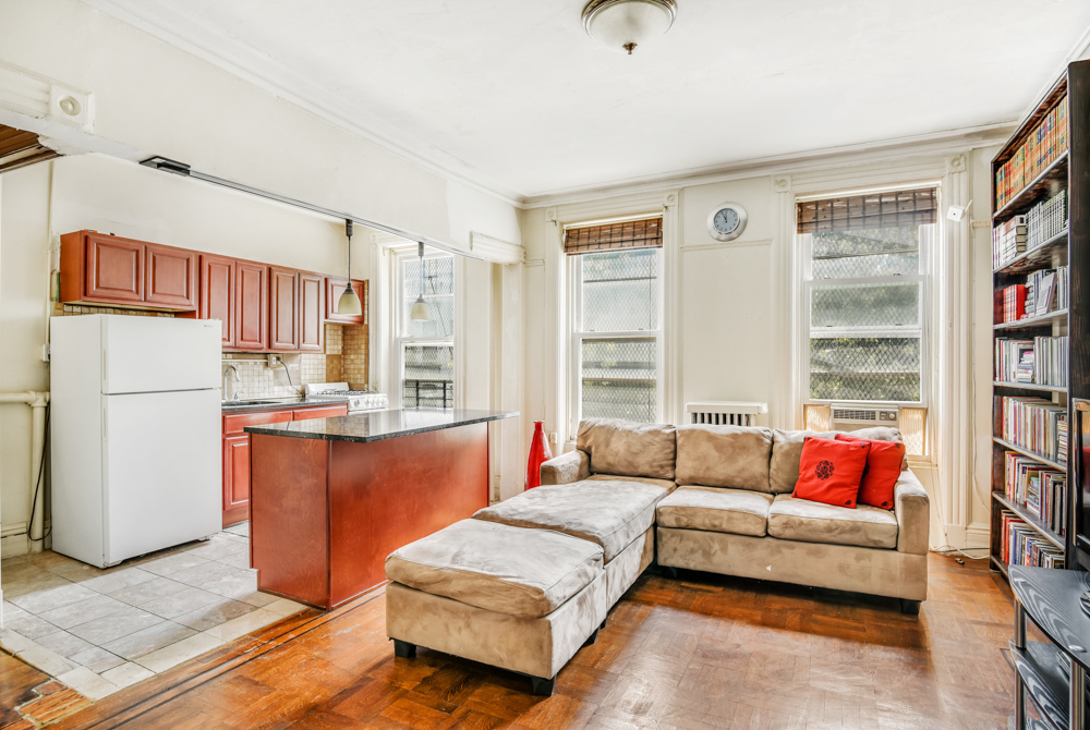 200 Van Buren Street, Unit TWNHSE Brooklyn, NY 11221 - Photo 10 of 13