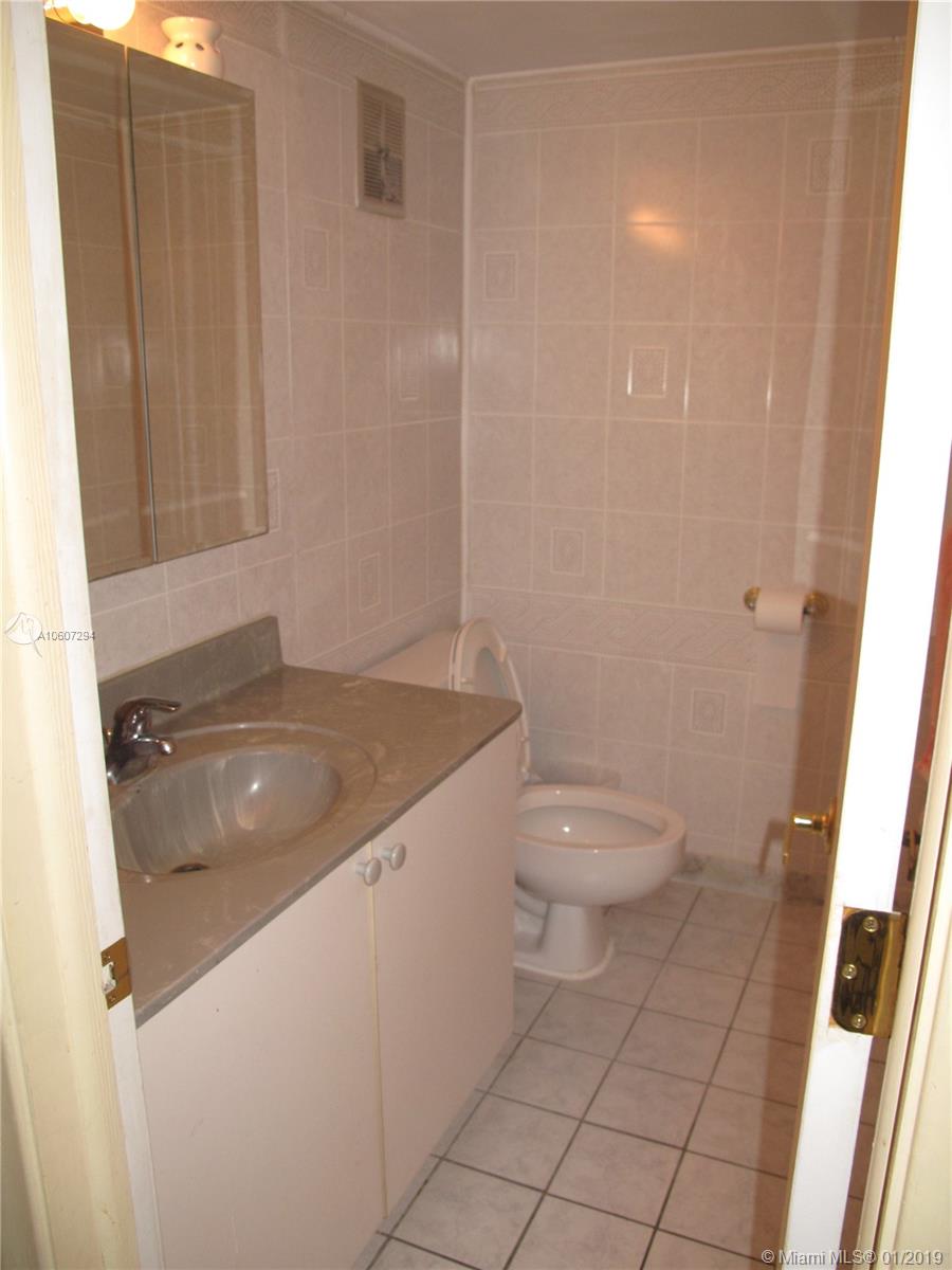 6571 Racquet Club Drive, Unit 128 Lauderhill, FL 33319 - Photo 13 of 18