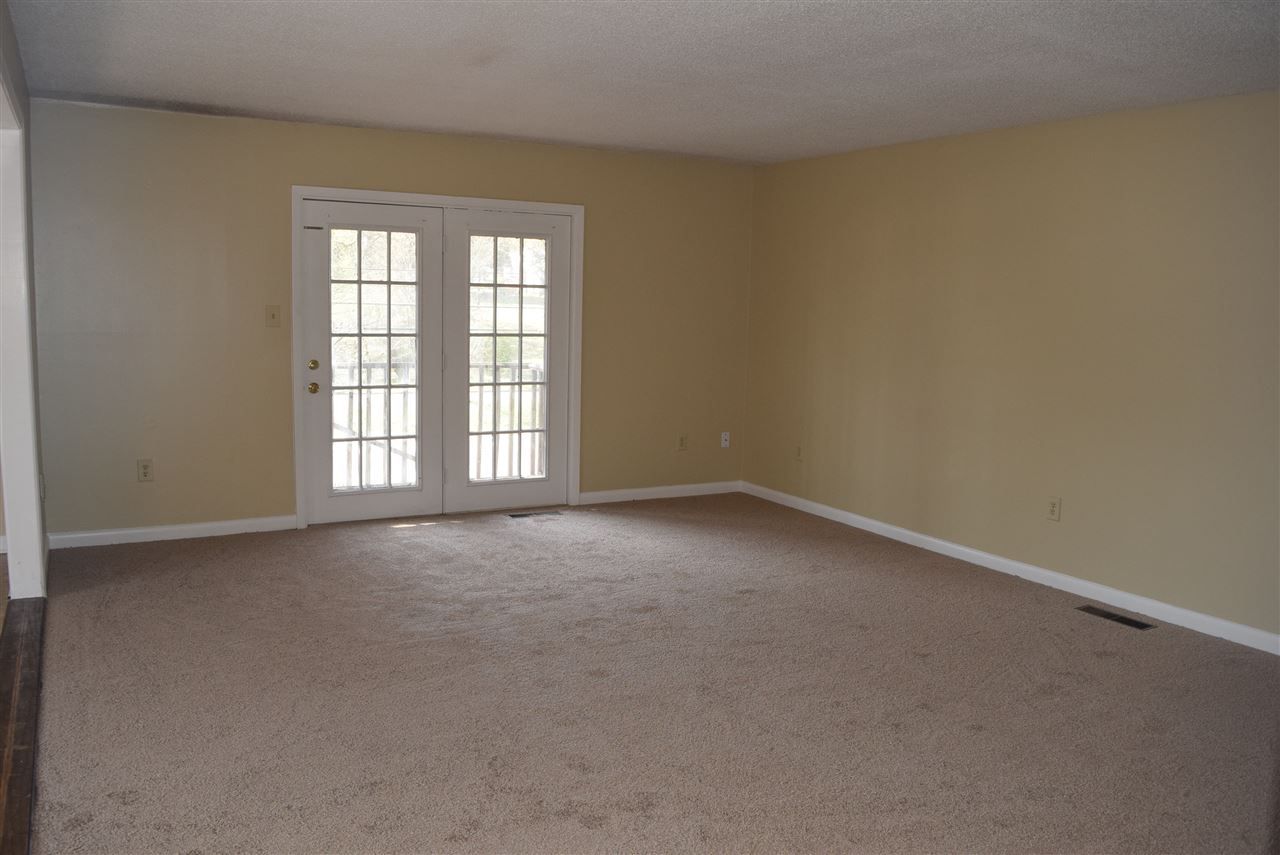 2976 Canyon Road Memphis, TN 38134 - Photo 2 of 13