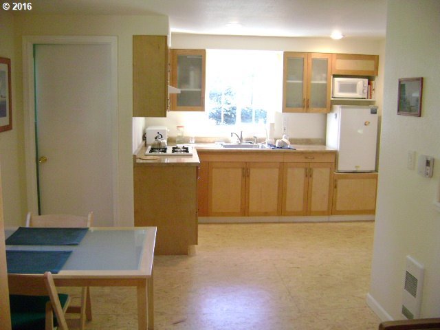 16867 Thompson Road Brookings, OR 97415 - Photo 13 of 28 Gallery Image 13