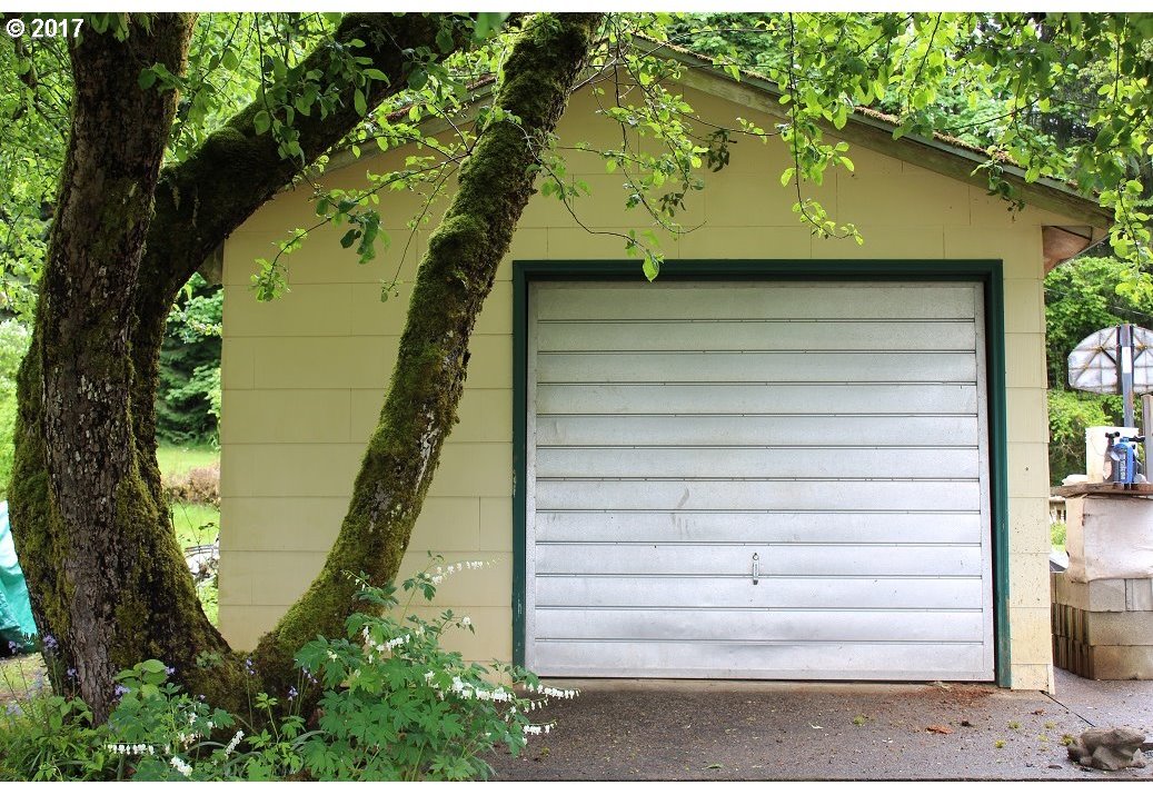 20700 Northwest Gilkison Road Scappoose, OR 97056 - Photo 26 of 32 Gallery Image 26