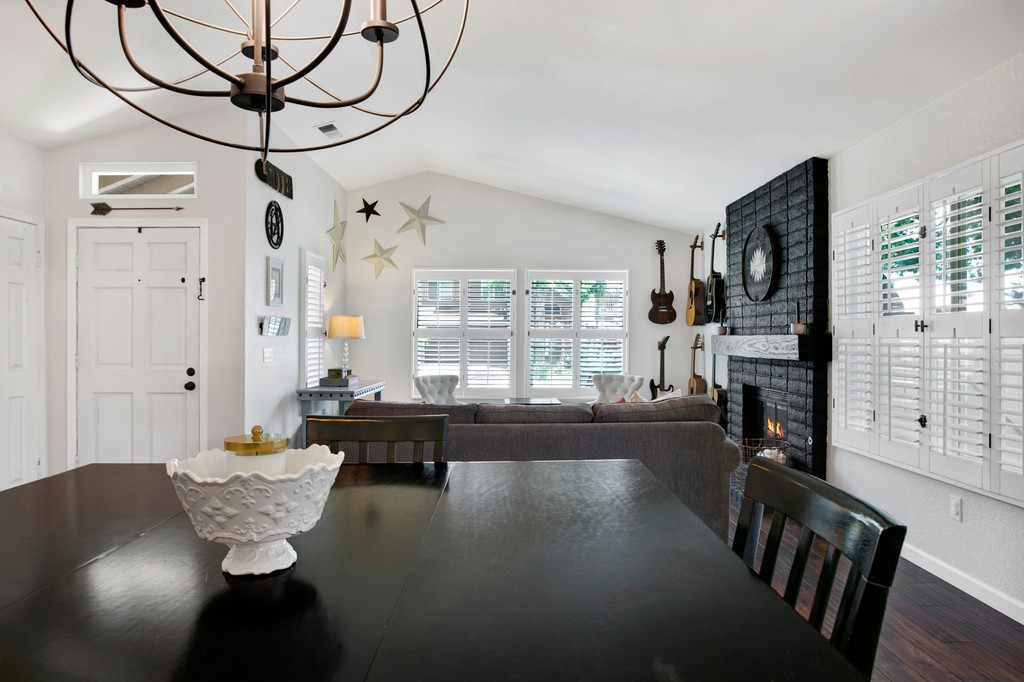 4780 Gateshead Road Carlsbad, CA 92010 - Photo 7 of 25 Gallery Image 7