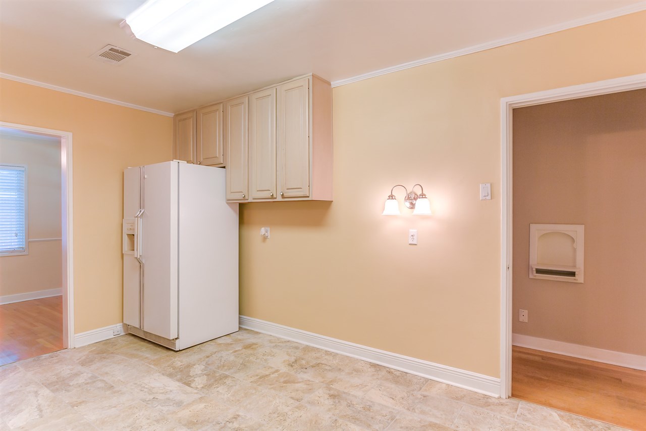 4153 Sequoia Road Memphis, TN 38117 - Photo 12 of 24