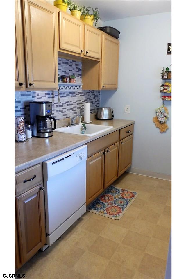 19 Spruce Road Ocean City, NJ 08226 - Photo 13 of 25