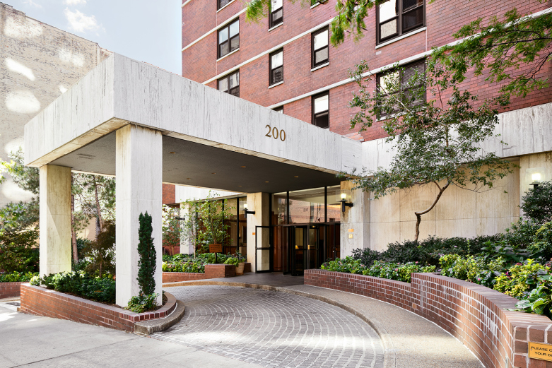 200 East 90th Street, Unit 7A Manhattan, NY 10128 - Photo 5 of 6