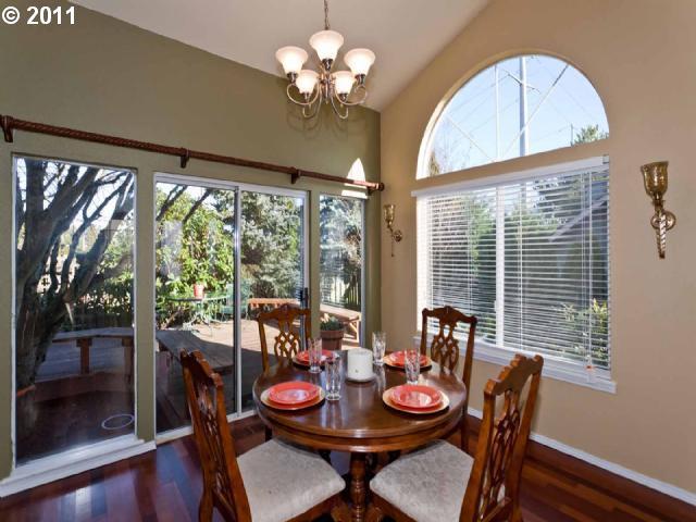 11420 Southwest Pintail Loop Beaverton, OR 97007 - Photo 5 of 16 Gallery Image 5