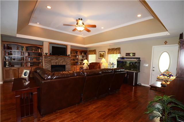 5140 Robertson Road Springfield, TN 37172 - Photo 2 of 30 SPACIOUS GREAT ROOM WITH BEAUTIFUL TREY CEILING AND RECESSED LIGHTING! 5140 ROBERTSON ROAD, SPRINGFIELD, TN 37172