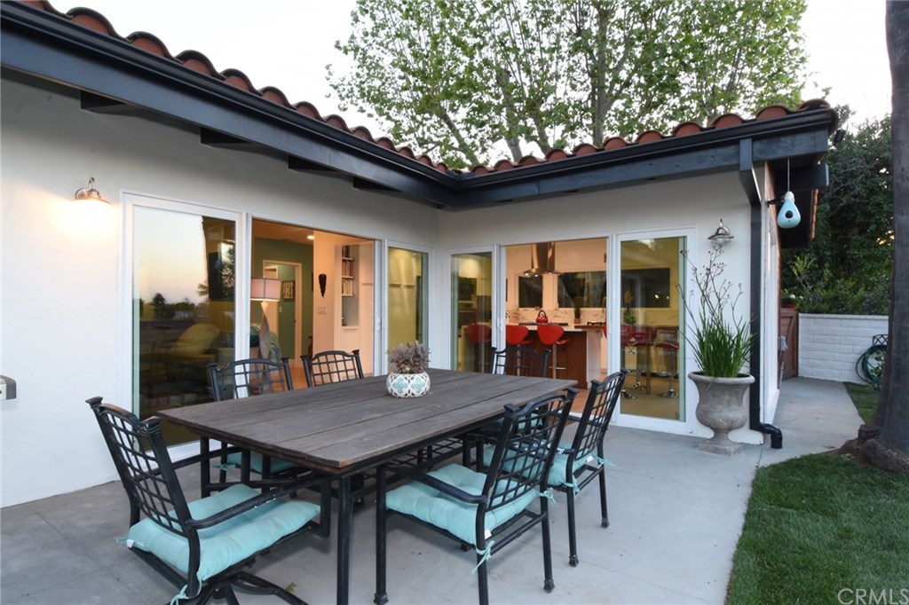 12 Harbor Sight Drive Rolling Hills Estates, CA 90274 - Photo 38 of 56 Close up of this new patio!