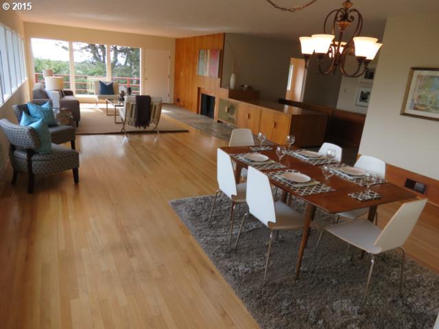 3725 Southwest Jerald Way Portland, OR 97221 - Photo 9 of 16