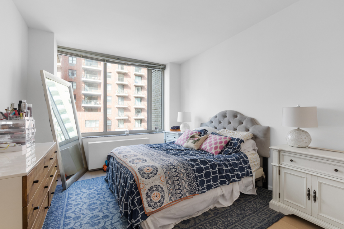 240 East 86th Street, Unit 10H Manhattan, NY 10028 - Photo 4 of 6
