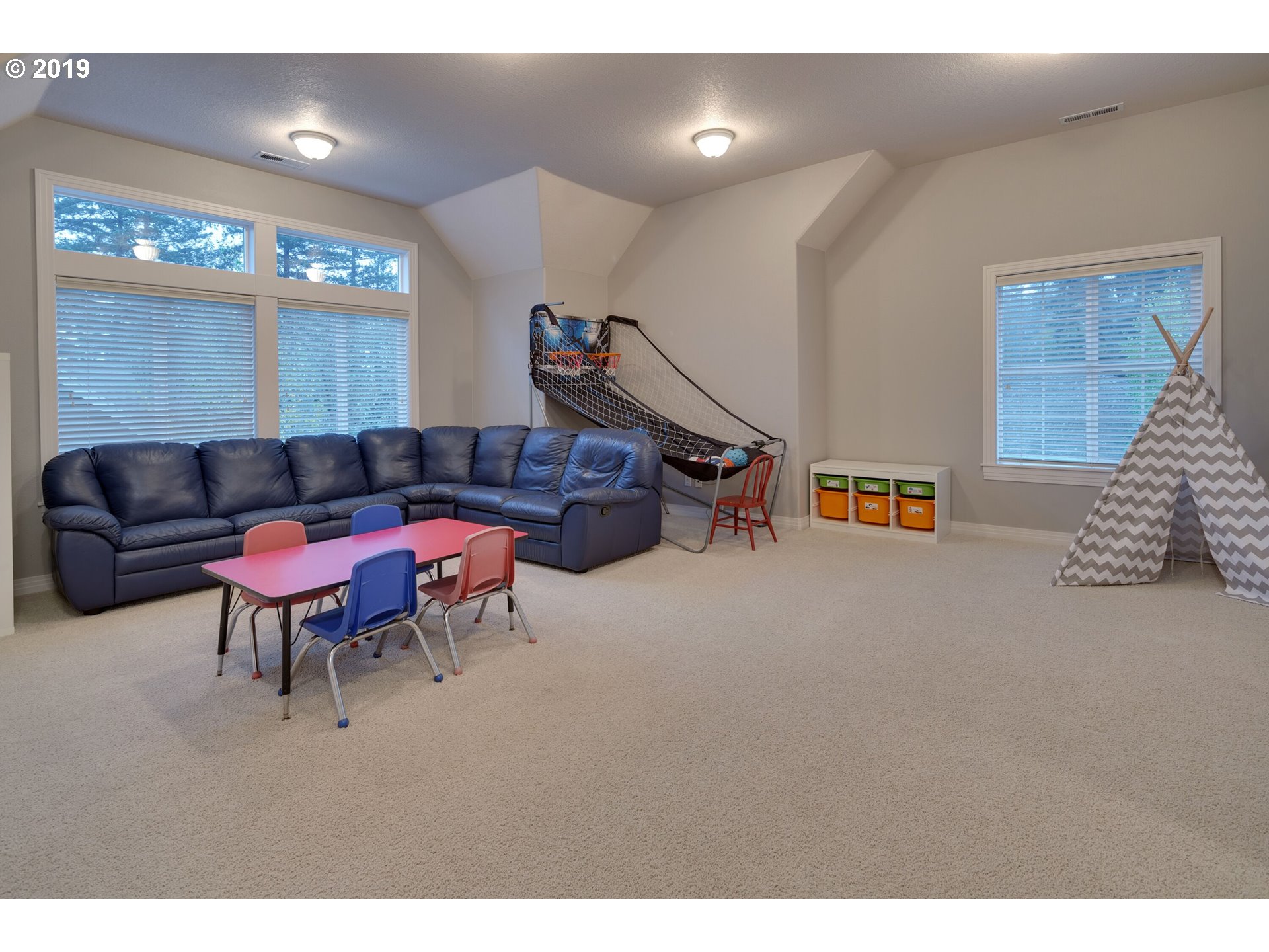 9865 Southwest Iowa Drive Tualatin, OR 97062 - Photo 26 of 32