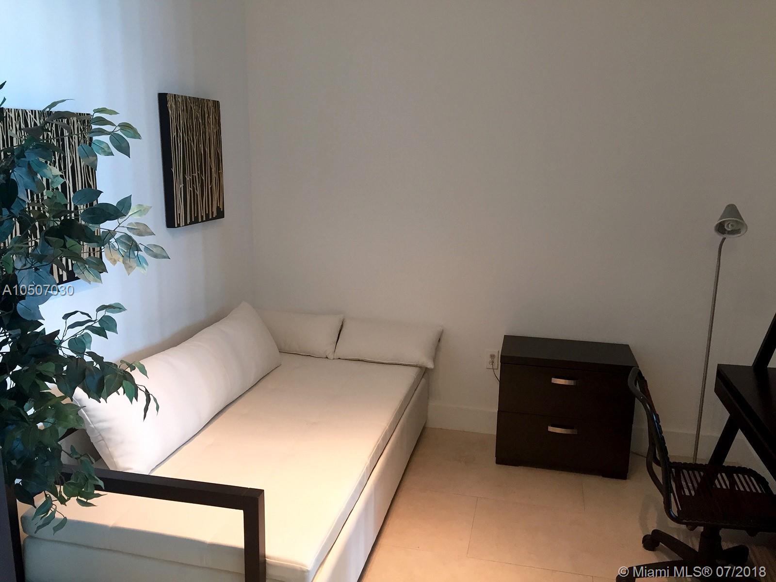 900 Biscayne Boulevard, Unit 4903 Miami, FL 33132 - Photo 5 of 13