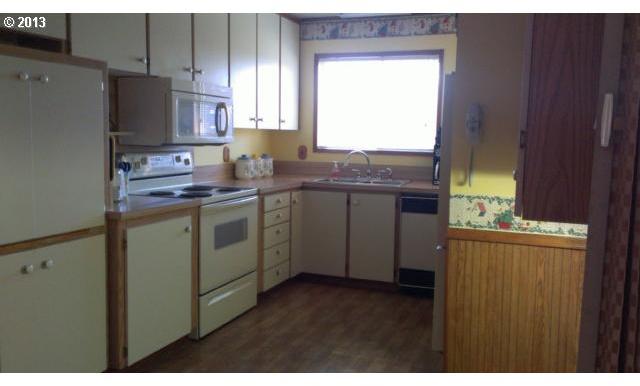 1300 Quinn Road Woodburn, OR 97071 - Photo 5 of 15 Gallery Image 5