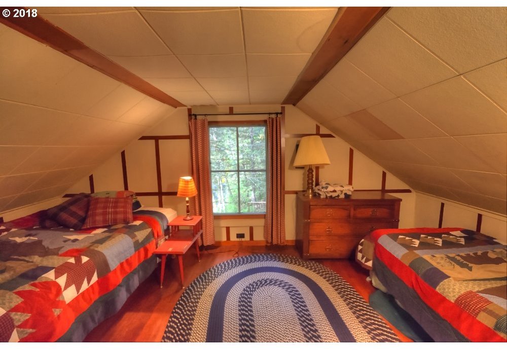 27803 Road 20 Rhododendron, OR 97049 - Photo 15 of 22