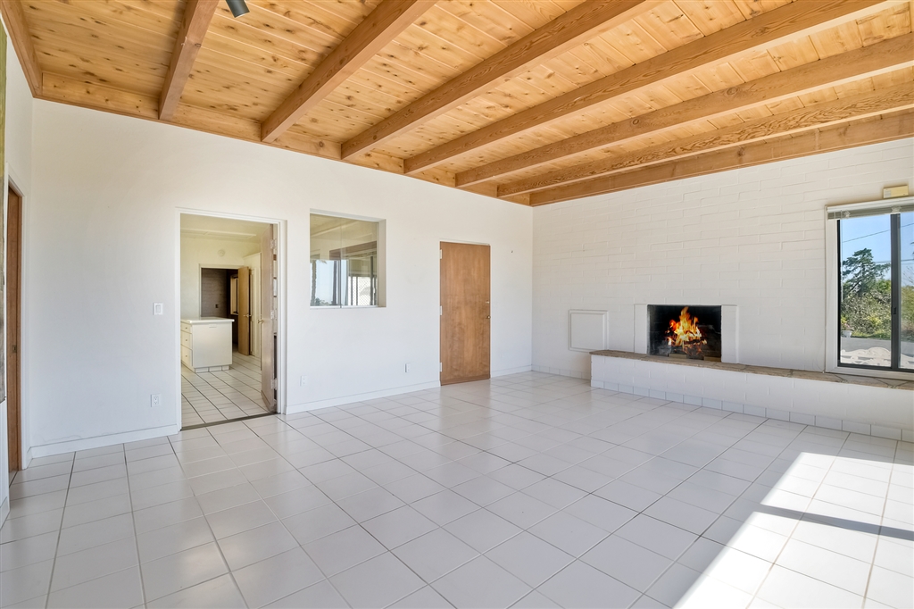 1601 Burgundy Road Encinitas, CA 92024 - Photo 8 of 25