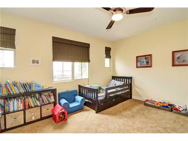 1905 Paxton Way Encinitas, CA 92024 - Photo 11 of 25