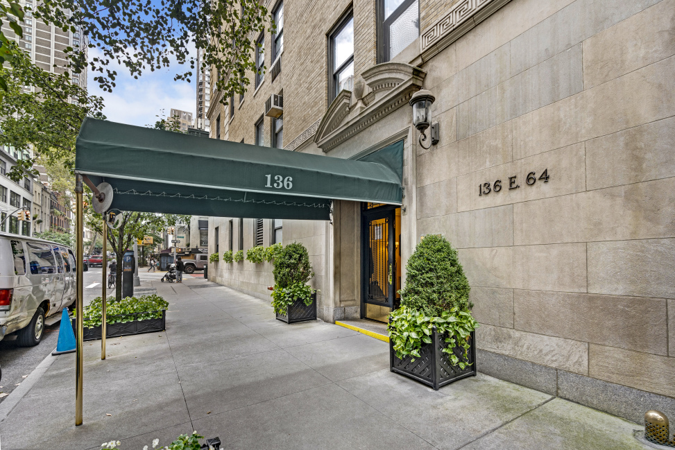 136 E 64th St, Manhattan, NY 10065 - Photo 2 of 4