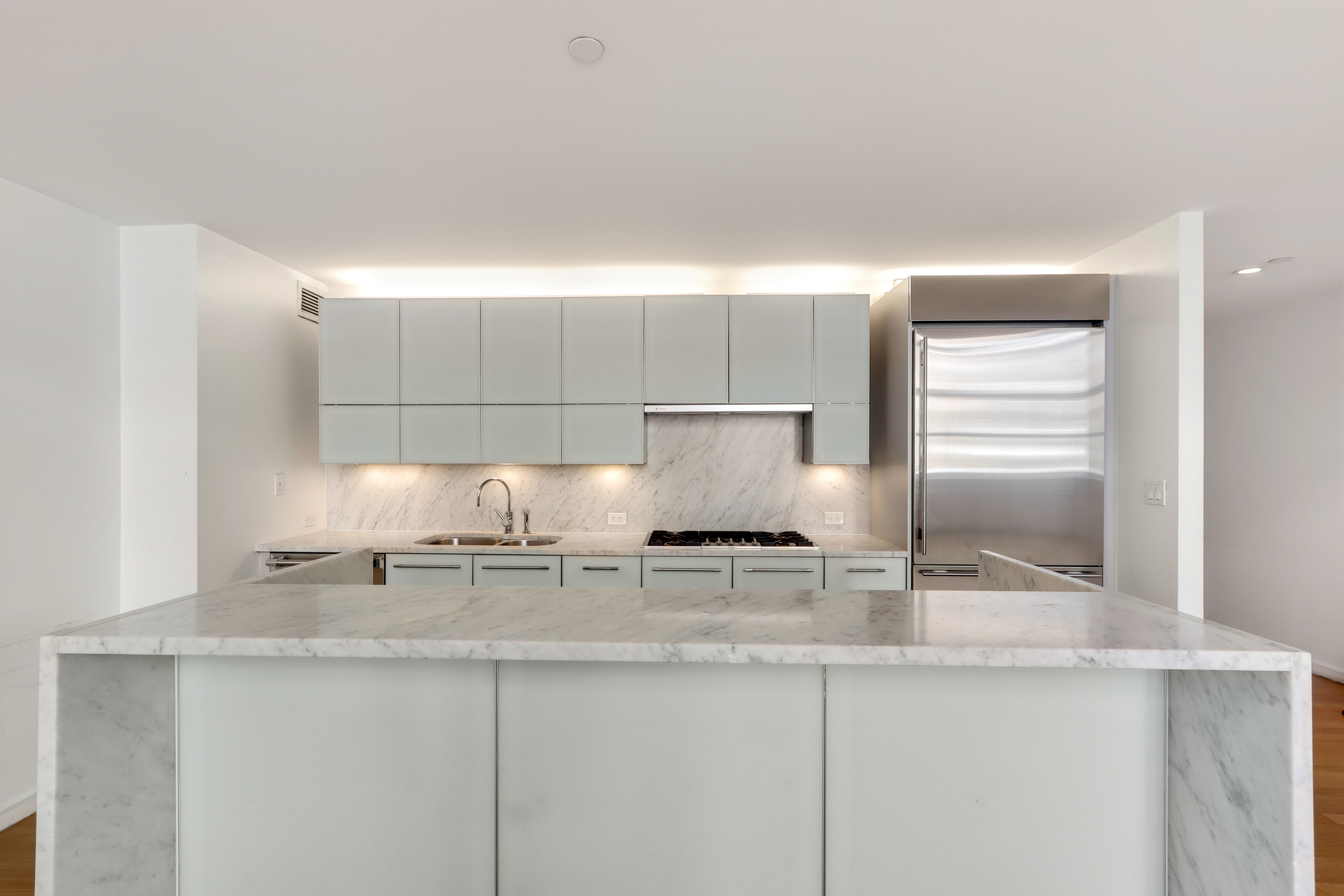 310 East 53rd Street, Unit 2/3C Manhattan, NY 10022 - Photo 4 of 6