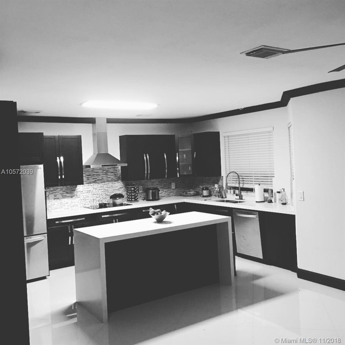8204 Southwest 166th Place Miami, FL 33193 - Photo 2 of 3