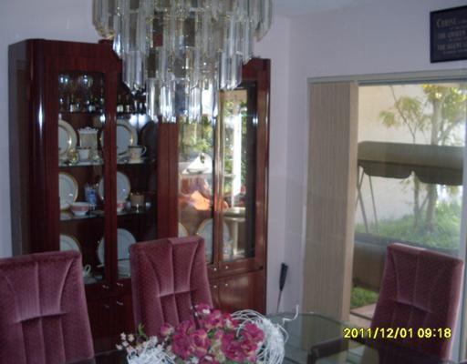 9840 Southwest 3rd Street Pembroke Pines, FL 33025 - Photo 5 of 17